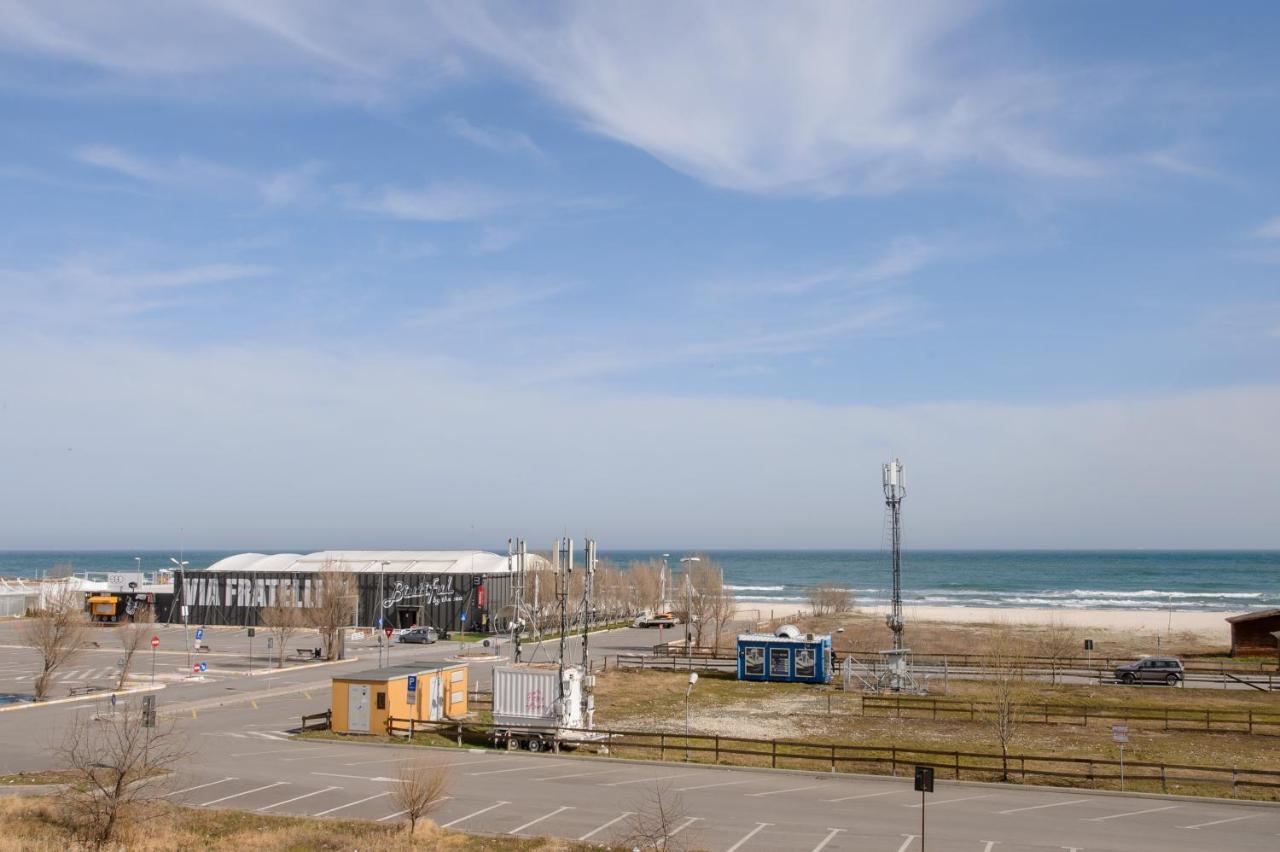 Summerland Relax Apartments Mamaia Exterior foto